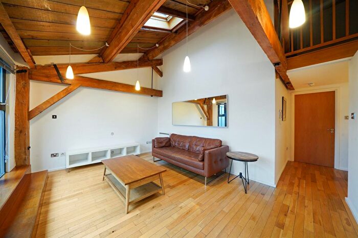 1 Bedroom Flat To Rent In Western Gateway, London, E16