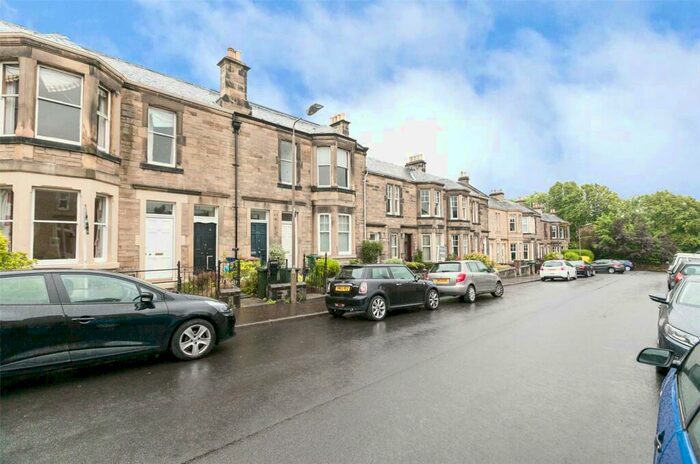 2 Bedroom Flat To Rent In Lixmount Avenue, Edinburgh, EH5