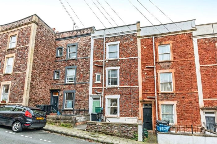 1 Bedroom Flat To Rent In Ambra Vale East, Bristol, BS8