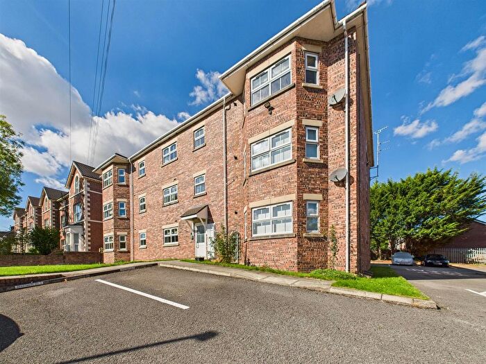 2 Bedroom Flat To Rent In Riverside Court Thorburn Road, Wirral, CH62