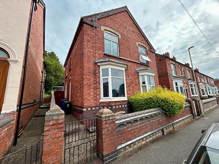 3 Bedroom Semi-Detached House For Sale In Vicarage Road, Lye, DY9