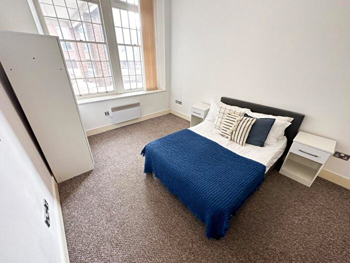 1 Bedroom Flat To Rent In Old School House, L3