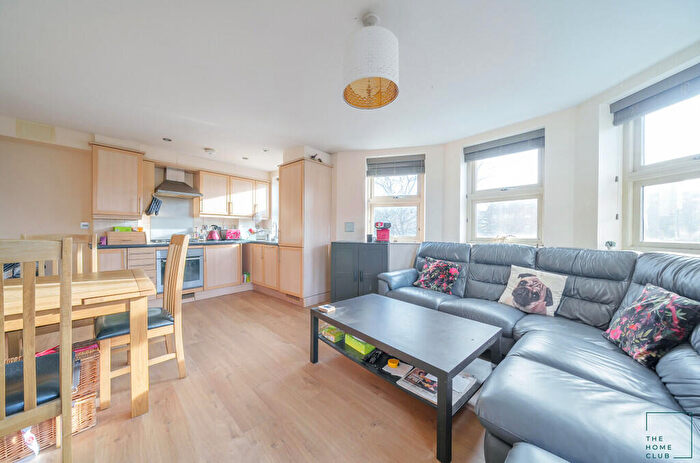 2 Bedroom Apartment To Rent In Church Road, Guildford, GU1