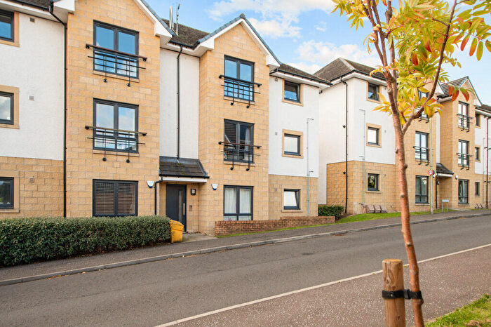 2 Bedroom Flat For Sale In Cedar Court, Auchterarder, PH3