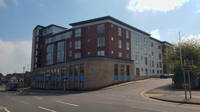 2 Bedroom Flat To Rent In St. Crispins Court, Stockwell Gate, Mansfield, NG18