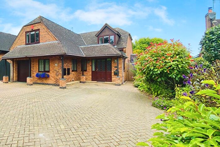 4 Bedroom Detached House For Sale In Newbold Road, Kirkby Mallory, LE9