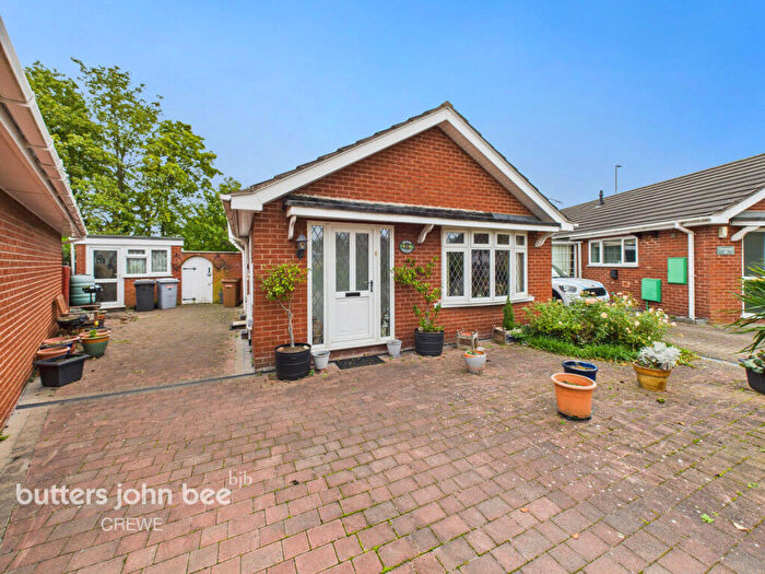 2 Bedroom Detached Bungalow For Sale In Sydney Road, Crewe, CW1