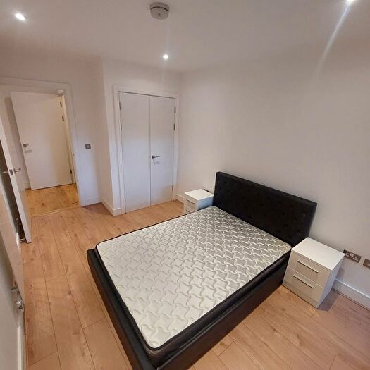 1 Bedroom Flat To Rent In Riverdale House, Molesworth Street, London, SE13