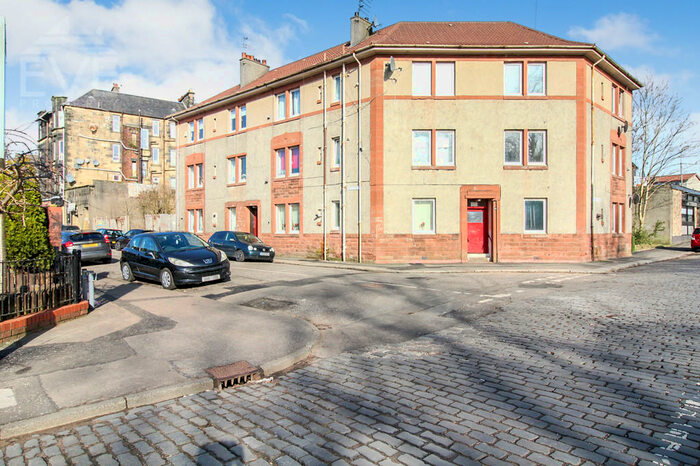 2 Bedroom Flat To Rent In West Street, Paisley, PA1