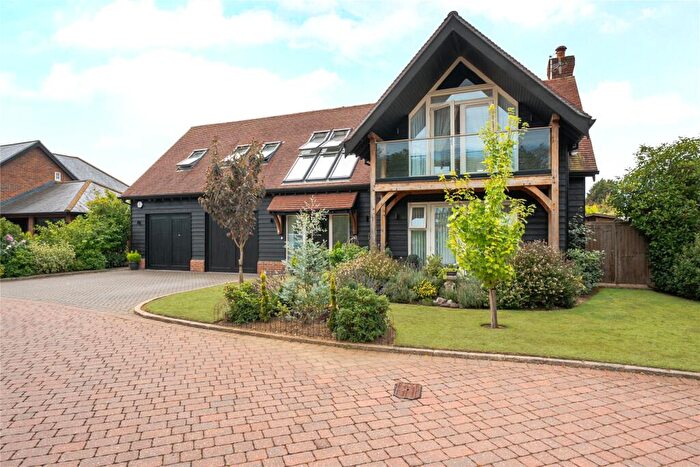 4 Bedroom Detached House For Sale In Foxfield, Send, Surrey, GU23