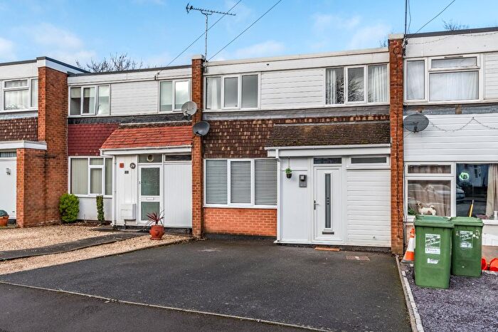 3 Bedroom Terraced House For Sale In Reyde Close, Webheath, Redditch, B97