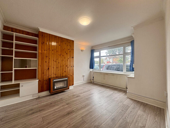 3 Bedroom Semi-Detached House To Rent In Streatfield Road, Harrow, Greater London, HA3