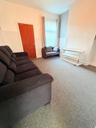 3 Bedroom Terraced House To Rent In Bolingbroke Road, Coventry, CV3
