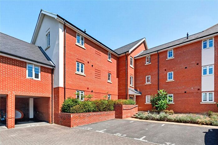 1 Bedroom Apartment For Sale In William Heelas Way, Wokingham, Berkshire, RG40