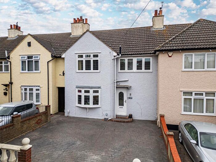3 Bedroom Terraced House For Sale In Whitehill Road, Gravesend, Kent, DA12