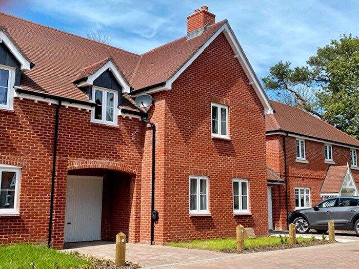 3 Bedroom End Of Terrace House To Rent In Grebe Place, Burgate, Fordingbridge, SP6