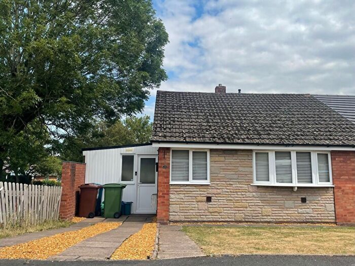 2 Bedroom Semi-Detached Bungalow For Sale In Downfield Grove, Stafford, ST16