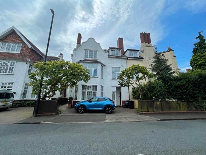 2 Bedroom Flat To Rent In Henleaze Road, Bristol, BS9