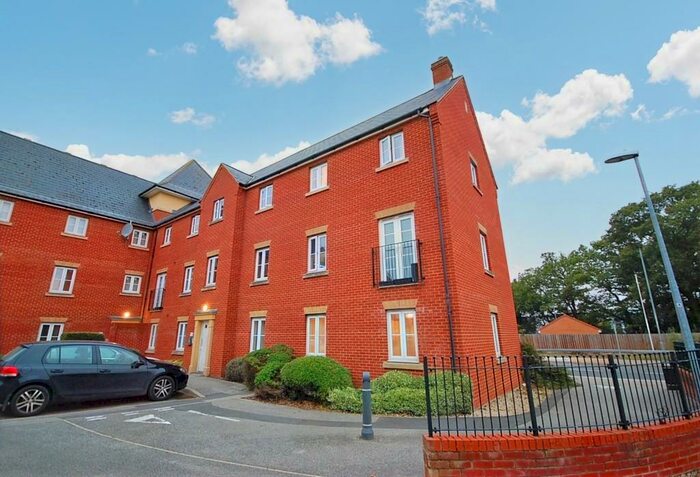 2 Bedroom Apartment To Rent In Chapman Place, Colchester, Essex, CO4