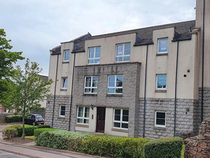 2 Bedroom Flat To Rent In Denwood, Woodend, Aberdeen, AB15
