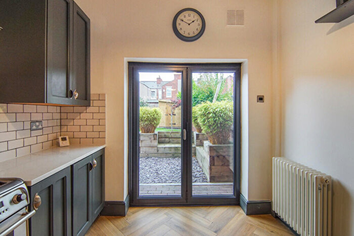 3 Bedroom End Of Terrace House To Rent In Coniston Road, Earlsdon, Coventry, CV5