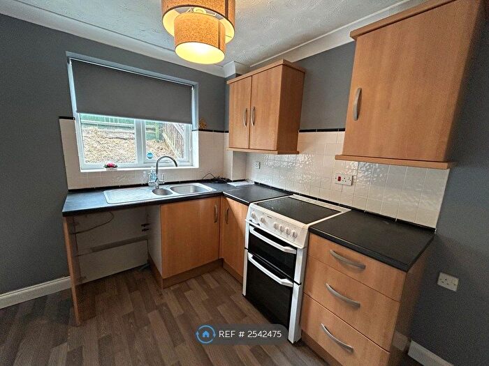 1 Bedroom Terraced House To Rent In Stonecross Lea, Walderslade, ME5