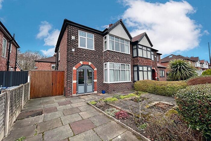 3 Bedroom Semi Detached House For Sale In Fog Lane, Didsbury, M20