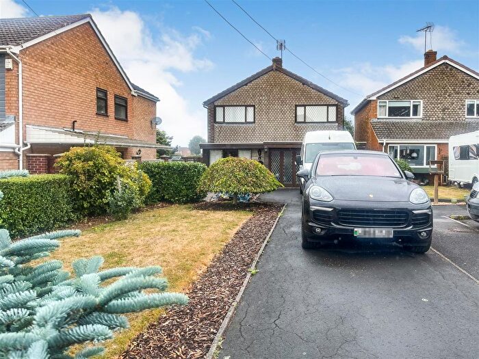 3 Bedroom Detached House For Sale In Castlecroft Gardens, Bridgnorth, WV15