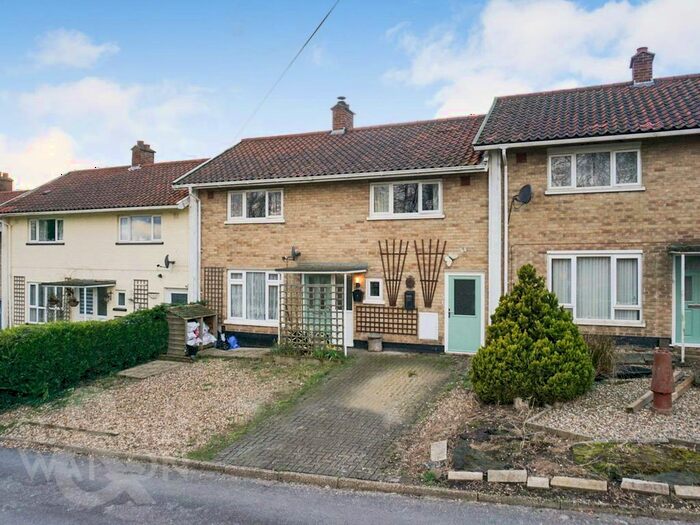 3 Bedroom Terraced House For Sale In The Woodyard Square, Woodton, Bungay, NR35