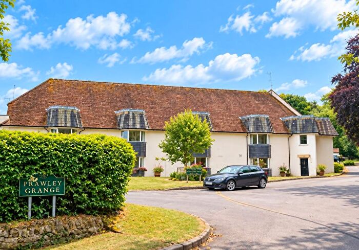 2 Bedroom Flat For Sale In Flat A Bramley Grange, Horsham Road, Bramley, Guildford, Surrey, GU5