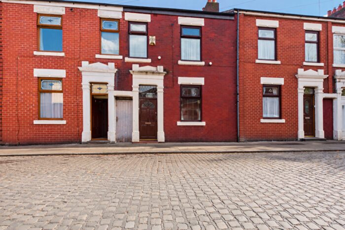 3 Bedroom Terraced House For Sale In Castleton Road, Preston, PR1