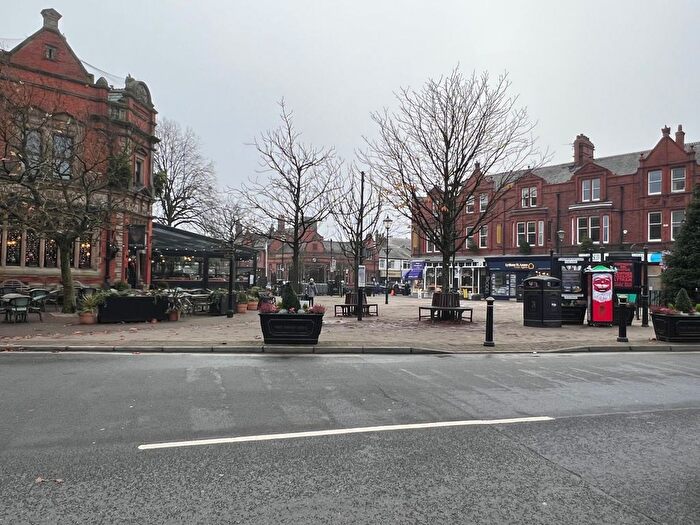 2 Bedroom Flat To Rent In Clifton Street, Lytham St. Annes, FY8