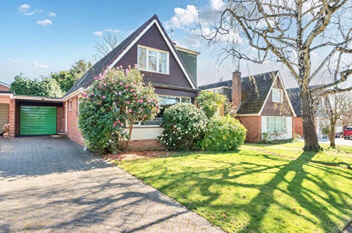 3 Bedroom Chalet For Sale In Hazel Close, Hiltingbury, Chandler's Ford, SO53