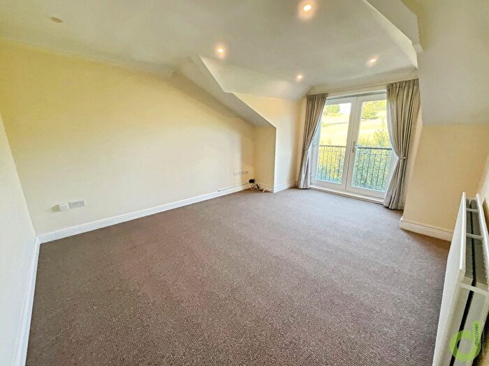 2 Bedroom Flat To Rent In Marsh House Lane, Darwen, BB3
