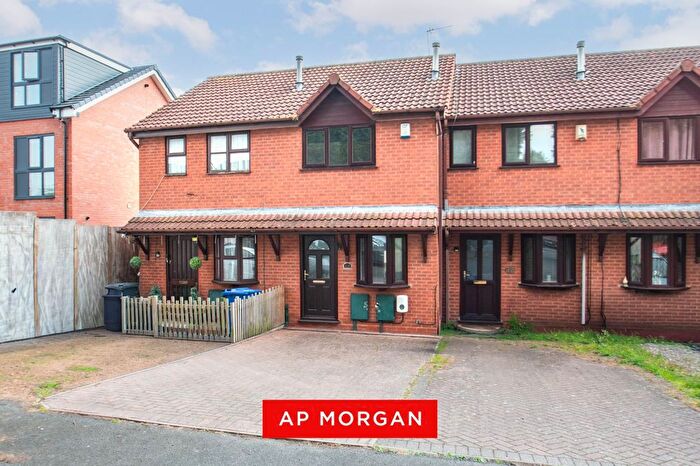 2 Bedroom Terraced House For Sale In Commonside, Brierley Hill, Dudley, West Midlands, DY5