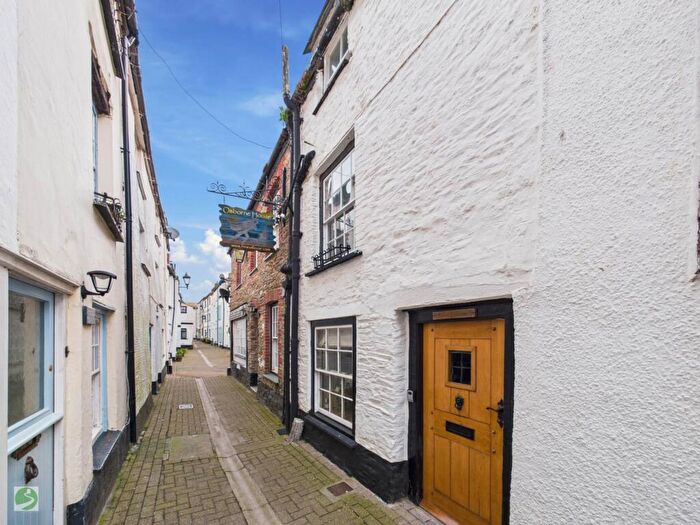 2 Bedroom Cottage For Sale In Lower Chapel Street, East Looe, PL13