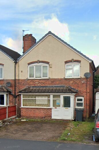 3 Bedroom Semi-Detached House To Rent In Locarno Road, Tipton, DY4