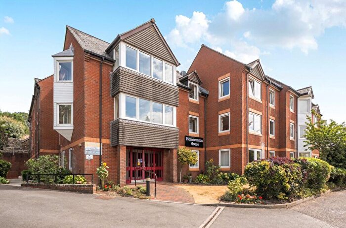 1 Bedroom Apartment For Sale In Carrington Way, Wincanton, Somerset, BA9