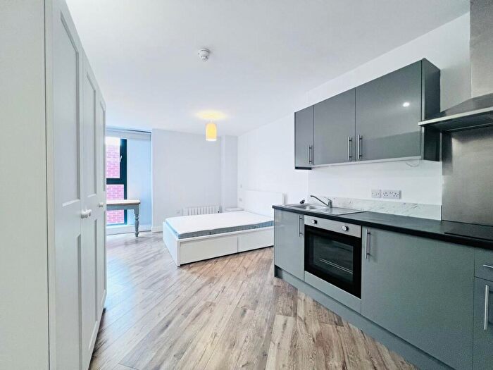 Studio To Rent In Freckingham Street, Nottingham, NG1