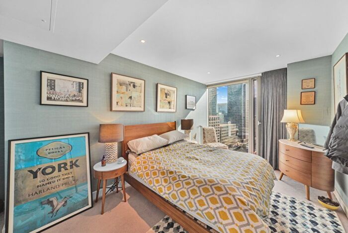 1 Bedroom Flat To Rent In Landmark East Tower, Marsh Wall, E14