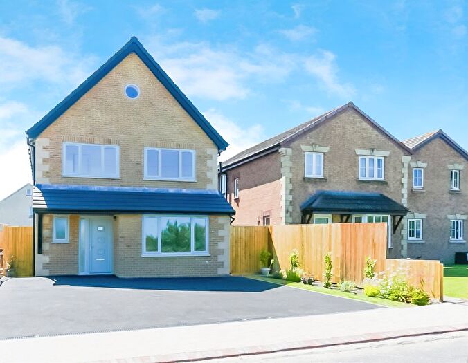 4 Bedroom Detached House For Sale In Cedar Road, St. Athan, Barry, CF62