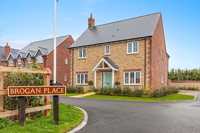 4 Bedroom Detached House For Sale In Plot, Deanfield Row, New Road, Dinton, Buckinghamshire, HP17