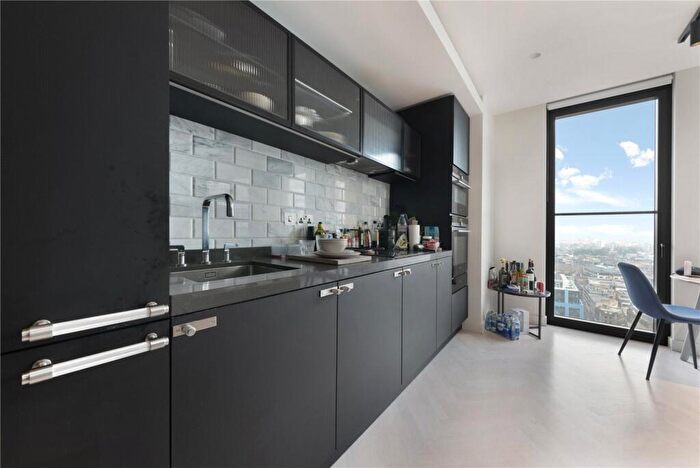 1 Bedroom Apartment To Rent In Sun Street, London, EC2A