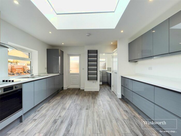 3 Bedroom End Of Terrace House To Rent In George Street, Reading, Berkshire, RG1