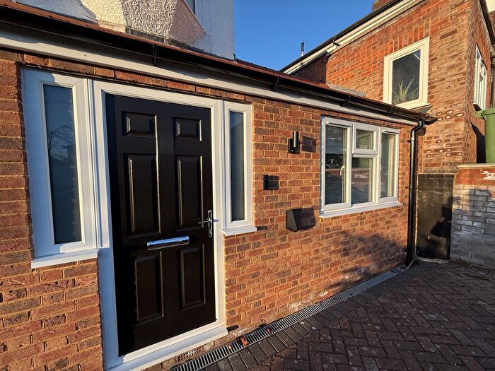 1 Bedroom Detached House To Rent In Brampton Grove, Wembley, HA9