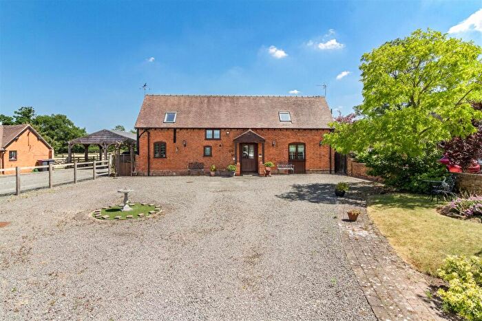 2 Bedroom Detached House For Sale In Arnolds Lane, Maxstoke, B46