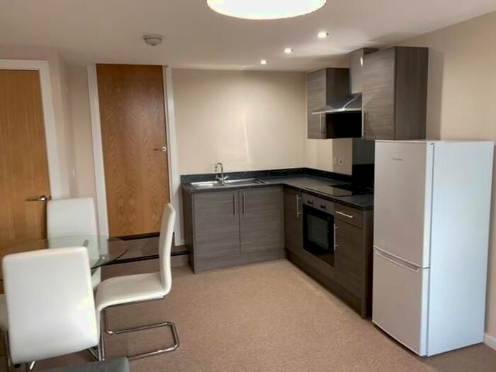 1 Bedroom Flat To Rent In Brindley Road, Manchester, M16