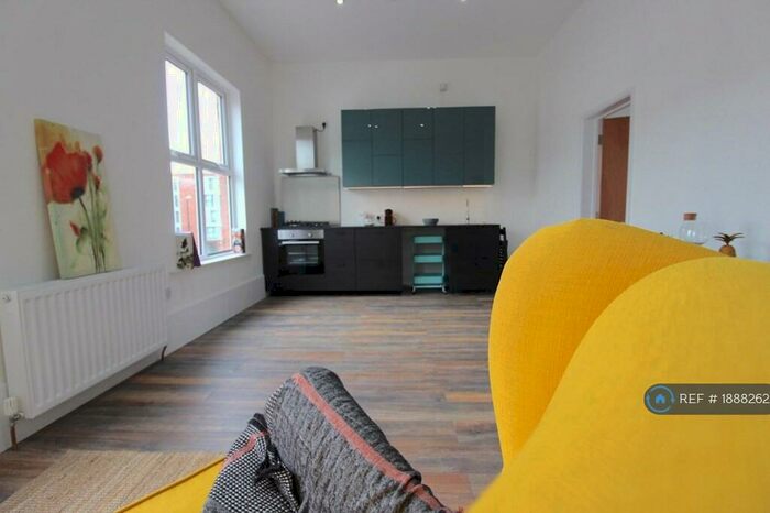 2 Bedroom Flat To Rent In Queens Road, Coventry, CV1