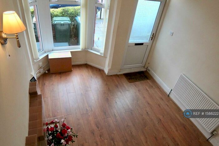 2 Bedroom Terraced House To Rent In Mayfield Road, Coventry, CV5