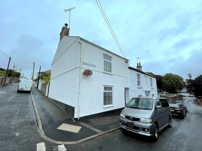 2 Bedroom End Of Terrace House To Rent In Barossa Place, Torpoint, PL11